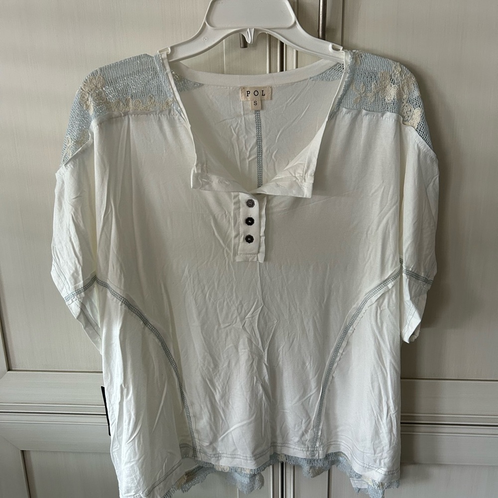 POL Women's Cream and Blue Blouse